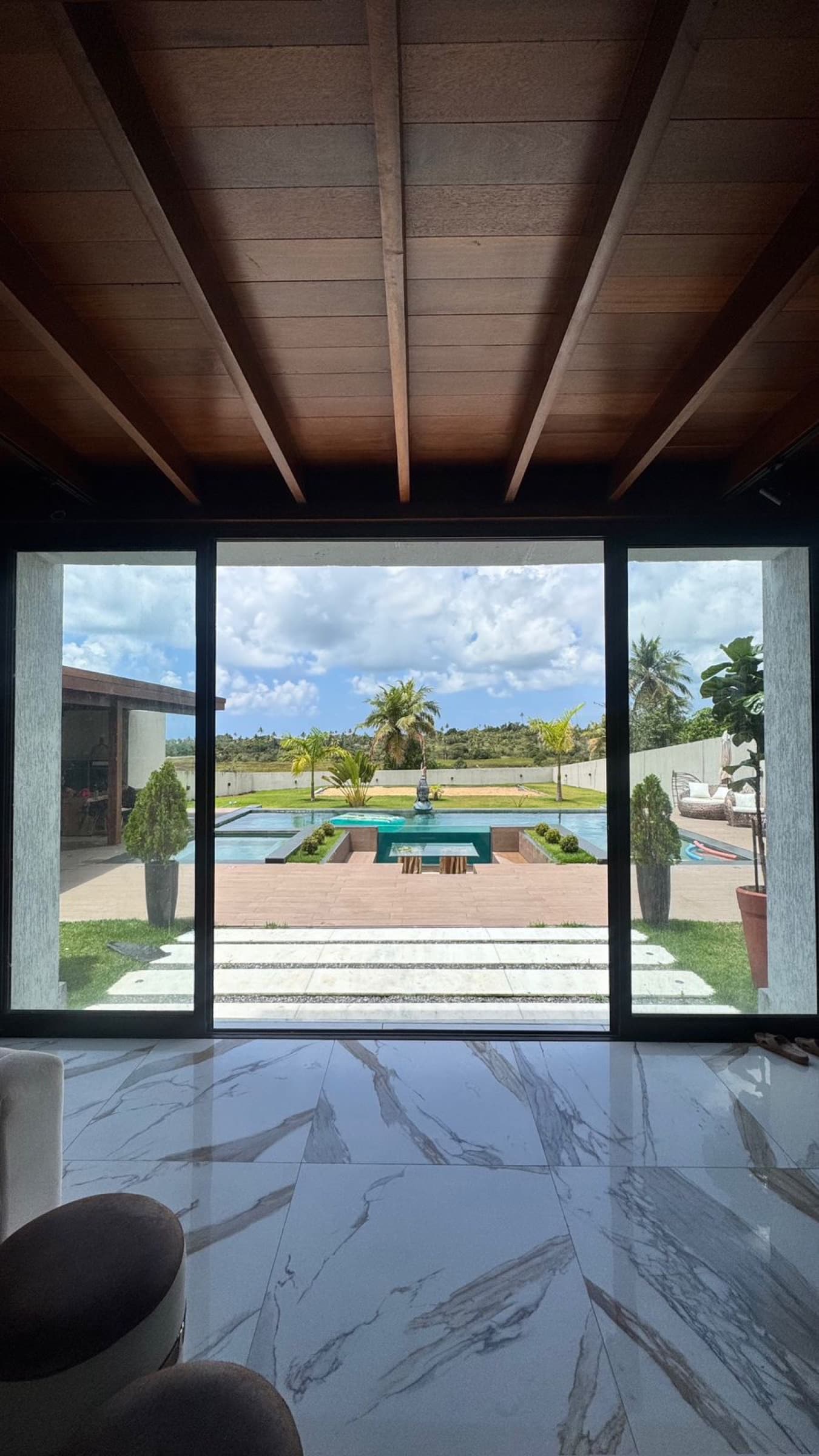 Sala e cozinha, Luxo Oásis